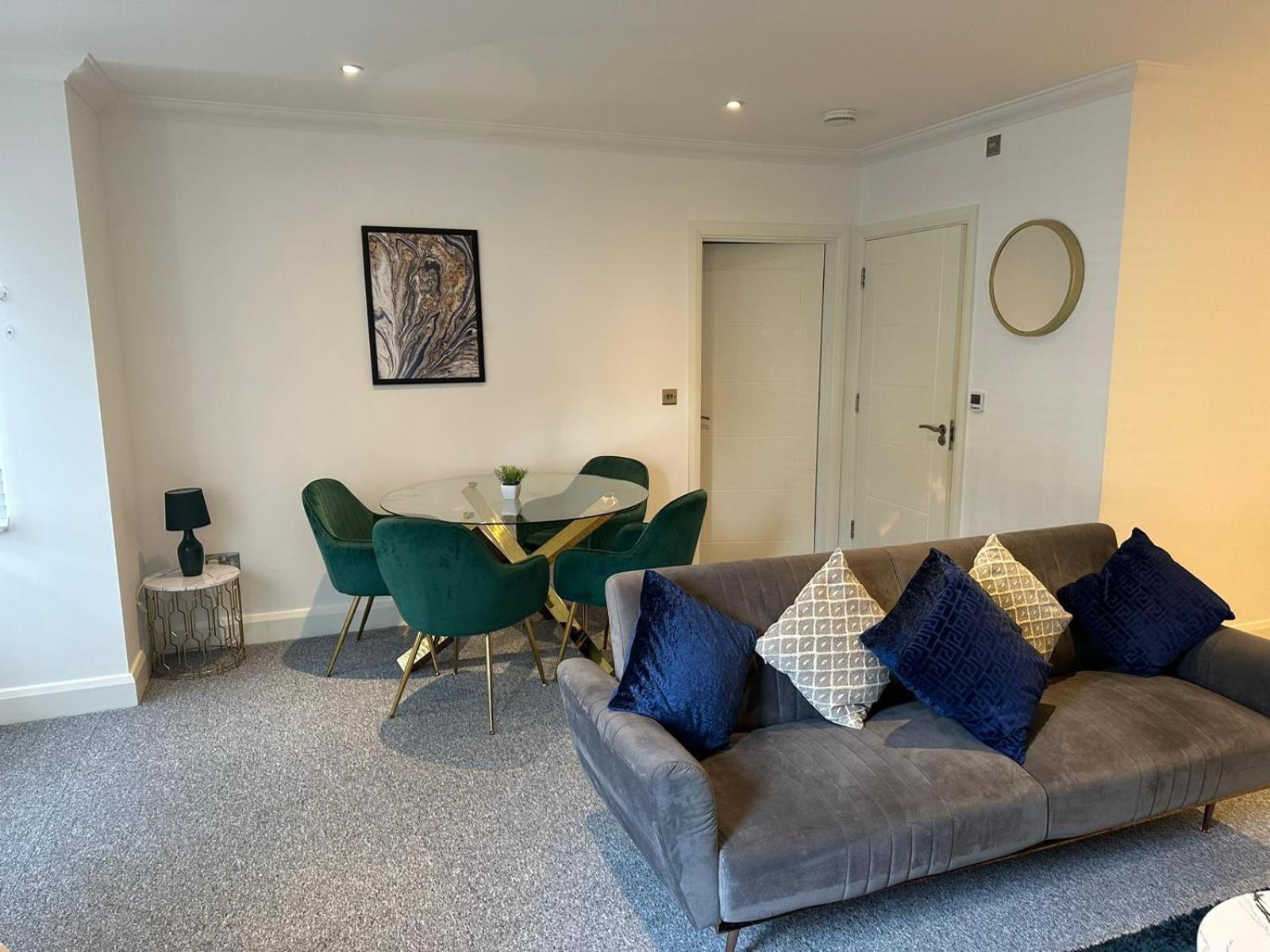 Apartment Cromwell Court *
